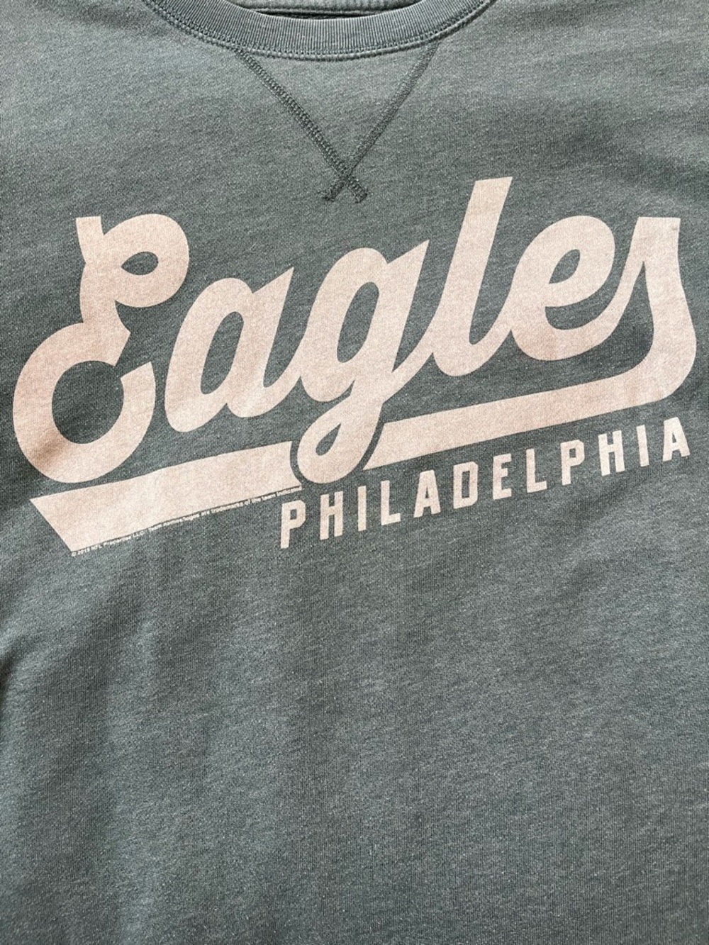 Eagles Philadelphia NFL Team Green Crewneck Sweatshirt - Picture 2 of 4